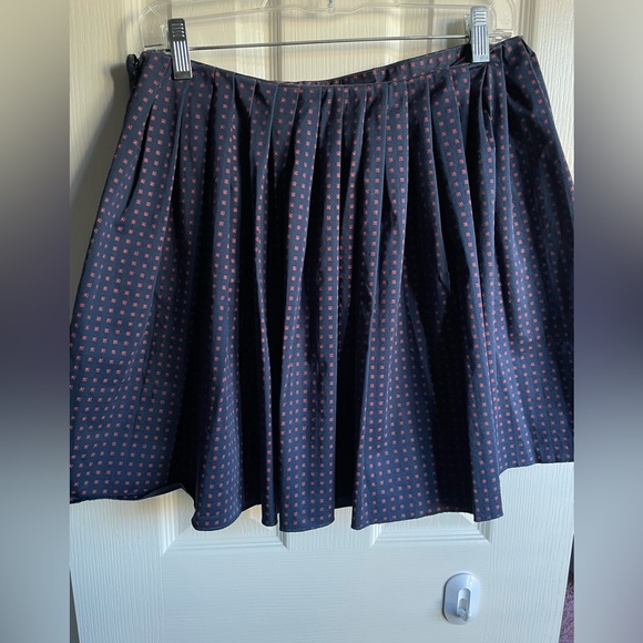 Tory Burch Runway Klarissa Pleated Mini Skirt Size 6 Navy - Picture 7 of 12